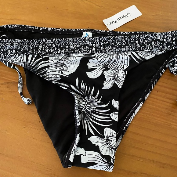NWT La Vie En Rose Swim Suit Bikini - Picture 3 of 11